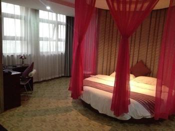 Provence Garden Hotel Wuhan Exterior photo